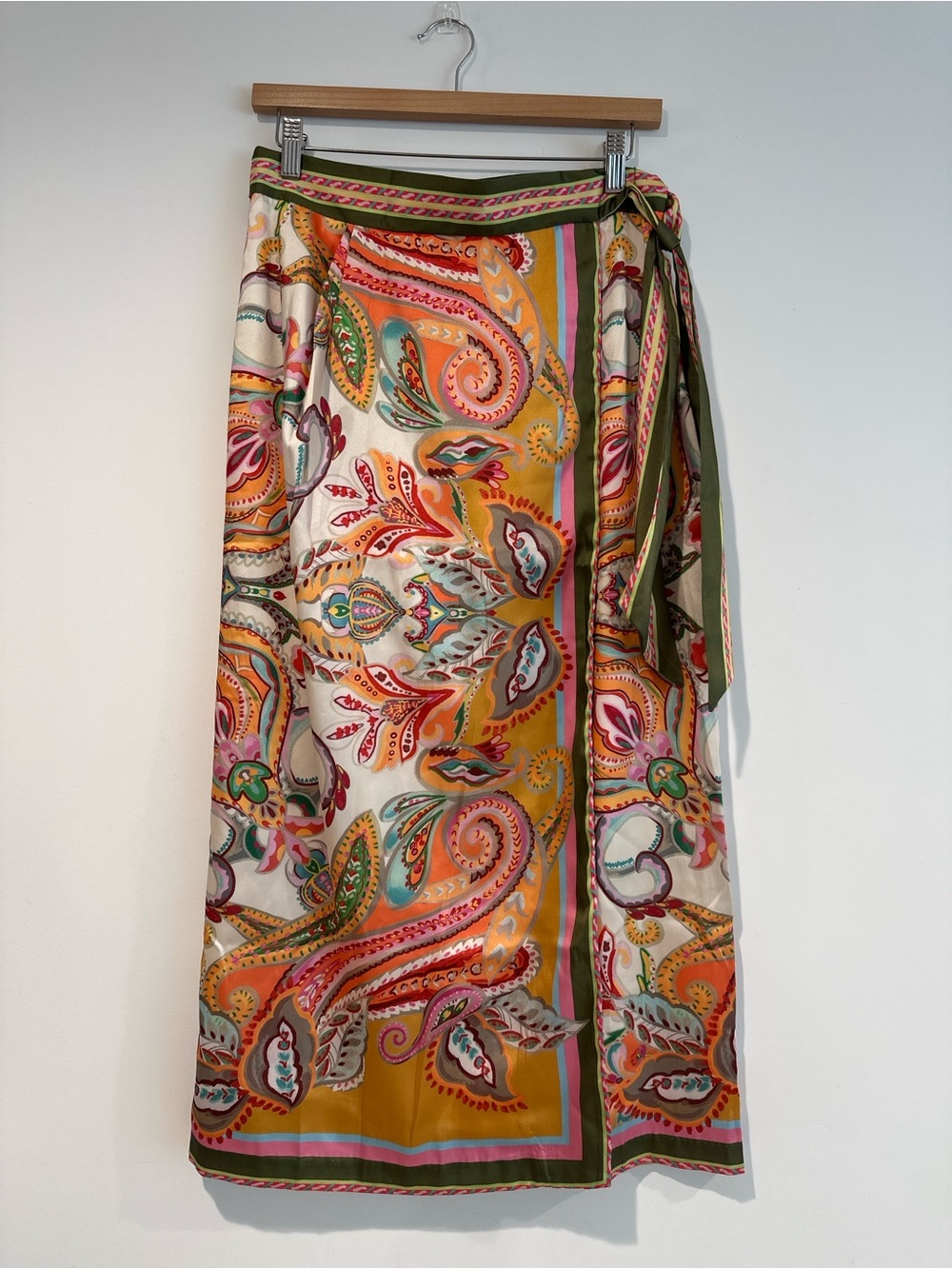 Elie Tahari Multicolor Paisley Wrap Skirt - Women